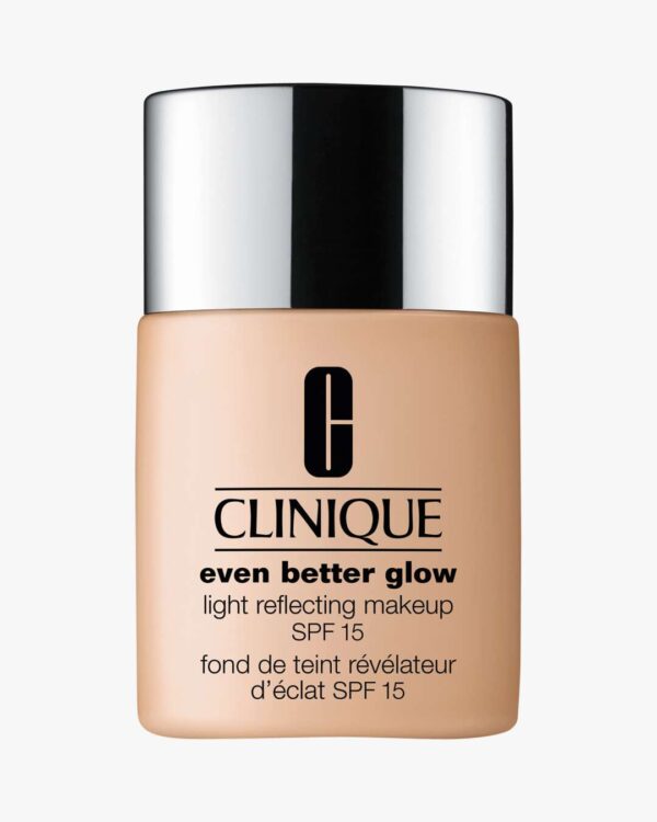 Even Better Glow Light Reflecting Makeup SPF 15 30 ml (Farge: CN 28 Ivory)