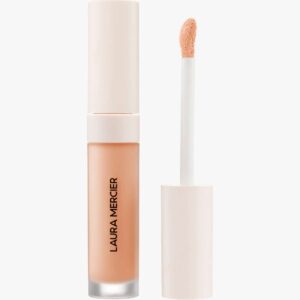 Real Flawless Weightless Perfecting Concealer 7 ml (Farge: 3N1)