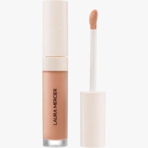 Real Flawless Weightless Perfecting Concealer 7 ml (Farge: 4C0)