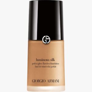 Luminous Silk Foundation 30 ml (Farge: 8.25 Tan