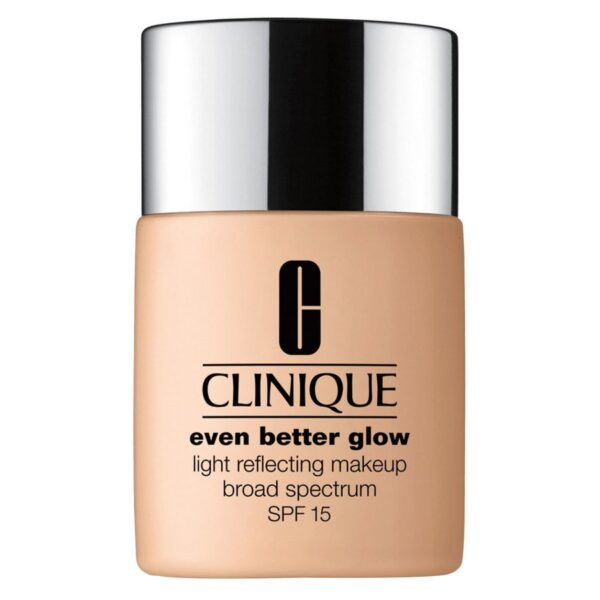 Clinique Even Better Glow Light Reflecting Makeup SPF15 CN 74 Bei