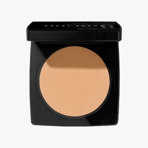 Sheer Finish Pressed Powder 9 g (Farge: 06 Warm Natural)