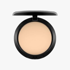 Studio Fix Powder Plus Foundation 15 g (Farge: NC20)