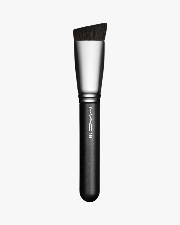 196 Slanted Flat Top Foundation Brush