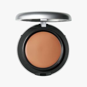 Studio Fix Tech Cream-To-Powder Foundation 10 g (Farge: NW22)