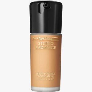 Studio Radiance Serum-Powered Foundation 30 ml (Farge: NC44)