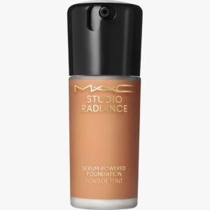 Studio Radiance Serum-Powered Foundation 30 ml (Farge: NW45)