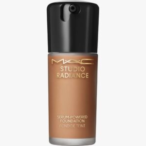 Studio Radiance Serum-Powered Foundation 30 ml (Farge: NC50)