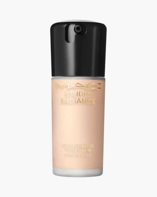 Studio Radiance Serum-Powered Foundation 30 ml (Farge: N32)