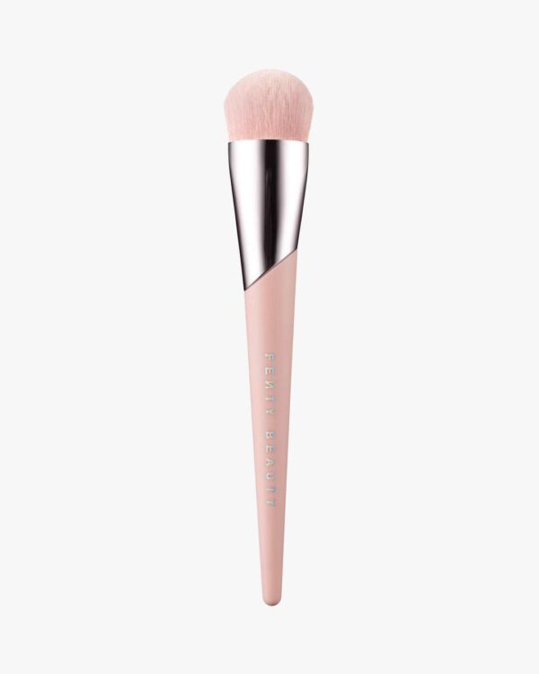 Full-Bodied Foundation Brush 110