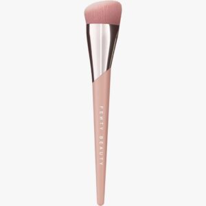 Soft&apos;Lit Naturally Luminous Foundation Brush 145