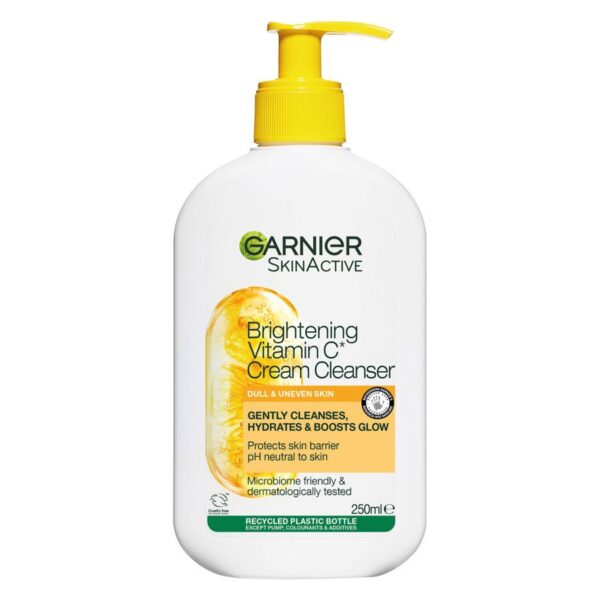 Garnier SkinActive Vitamin C Cream Cleanser 250ml