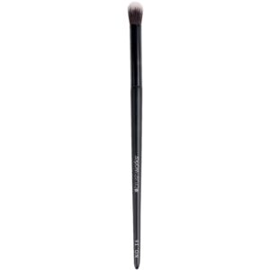 Brushworks No. 16 Tapered Blending Eye Brush