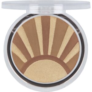 essence Kissed By The Light Illuminating Powder 02