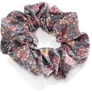 LULU&apos;S ACCESSORIES The Scrunchie Floral Mix