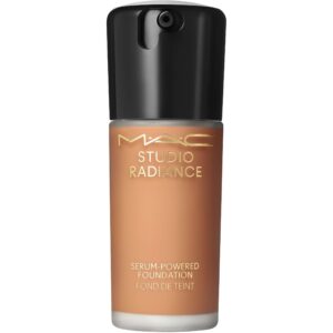 MAC Cosmetics Studio Radiance Serum-Powered Foundation Nw45