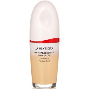 Shiseido RevitalEssence Skin Glow Foundation SPF30 210 Birch