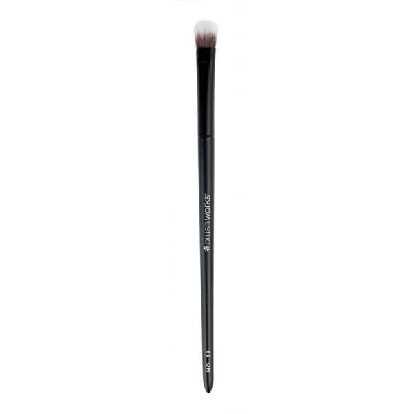 Brushworks No. 19 Crease Blending Eye Brush