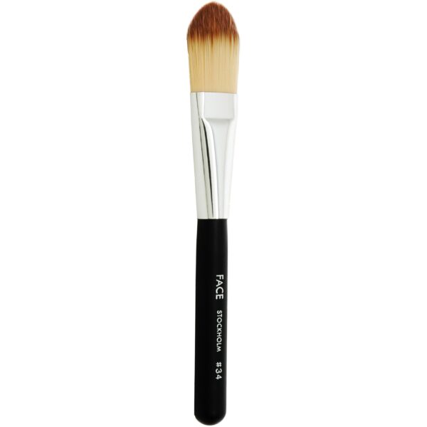 Face Stockholm Foundation Brush #34