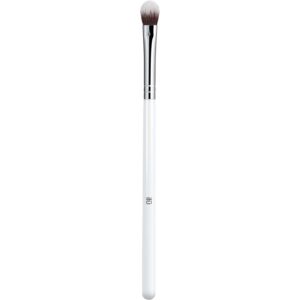 ilū 413 Medium Eyeshadow Brush