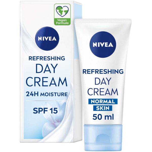 NIVEA Refreshing Day Cream SPF16 50 ml