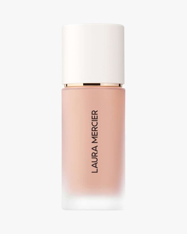 Real Flawless Weightless Perfecting Foundation 30 ml (Farge: 2C2 Soft Sand)