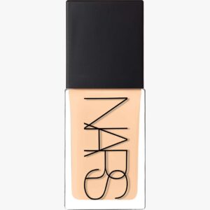 Light Reflecting Foundation 30 ml (Farge: Salzburg)