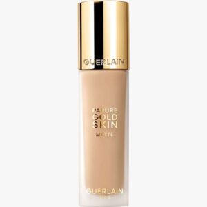 Parure Gold Skin Matt Foundation 30 ml (Farge: 3