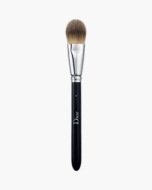 Backstage Brush Foundation Coverage Light N° 11