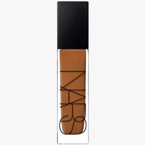 Natural Radiant Longwear Foundation 30 ml (Farge: Manaus)