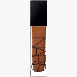 Natural Radiant Longwear Foundation 30 ml (Farge: Namibia)