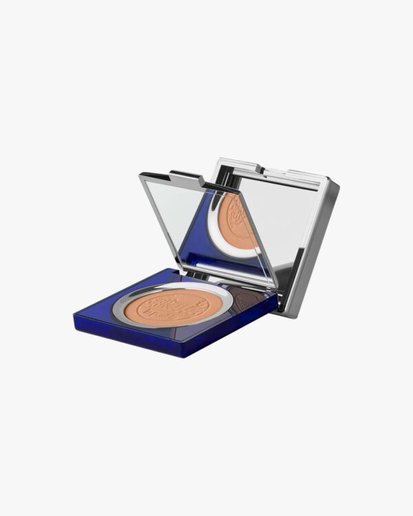 Skin Caviar Powder Foundation SPF 15 10 g (Farge: Golden Beige W30)