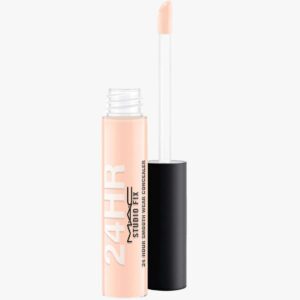 Studio Fix 24-Hour Smooth Wear Concealer 7 ml (Farge: NW22)