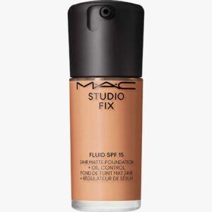 Studio Fix Fluid SPF 15 24HR Matte Foundation + Oil Control 30 ml (Farge: NC44)