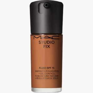 Studio Fix Fluid SPF 15 24HR Matte Foundation + Oil Control 30 ml (Farge: NW43)