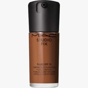 Studio Fix Fluid SPF 15 24HR Matte Foundation + Oil Control 30 ml (Farge: NW50)