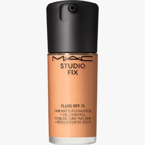 Studio Fix Fluid SPF 15 24HR Matte Foundation + Oil Control 30 ml (Farge: C5)