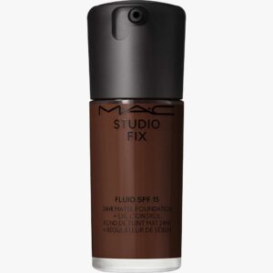 Studio Fix Fluid SPF 15 24HR Matte Foundation + Oil Control 30 ml (Farge: NW57)