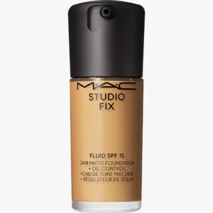 Studio Fix Fluid SPF 15 24HR Matte Foundation + Oil Control 30 ml (Farge: C45)