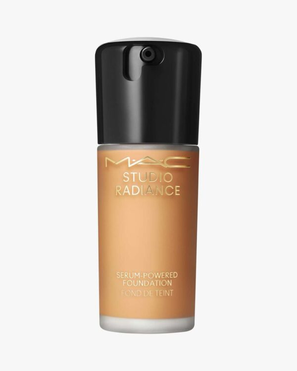 Studio Radiance Serum-Powered Foundation 30 ml (Farge: NC47)