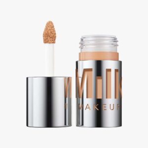 Future Fluid Creamy Hydrating Concealer 8