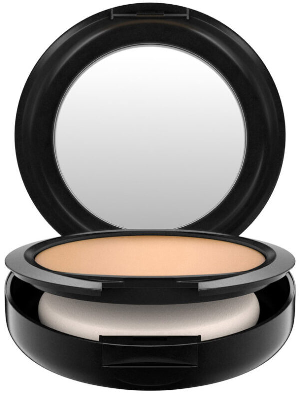 MAC Studio Fix Powder Plus Foundation C4