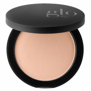 Glo Skin Beauty Pressed Base Beige