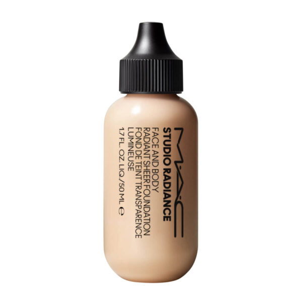 MAC Studio Radiance Face And Body C0