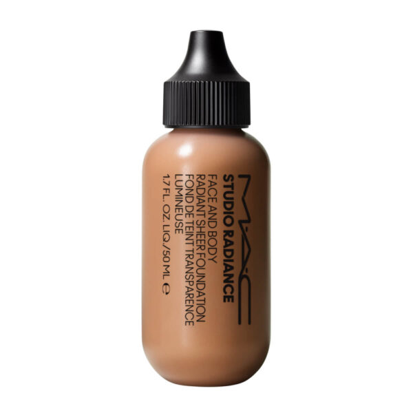 MAC Studio Radiance Face And Body C4