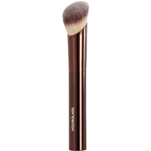 Hourglass Ambient Soft Glow Foundation Brush