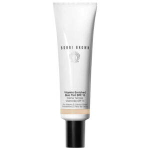 Bobbi Brown Vitamin Enriched Skin Tint SpF 15 Light 2