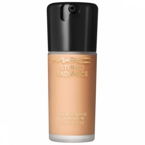 MAC Studio Radiance Serum-Powered Foundation Nw22 (30 ml)