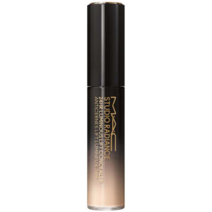 MAC Studio Radiance 24Hr Luminous Lift Concealer  Nw5